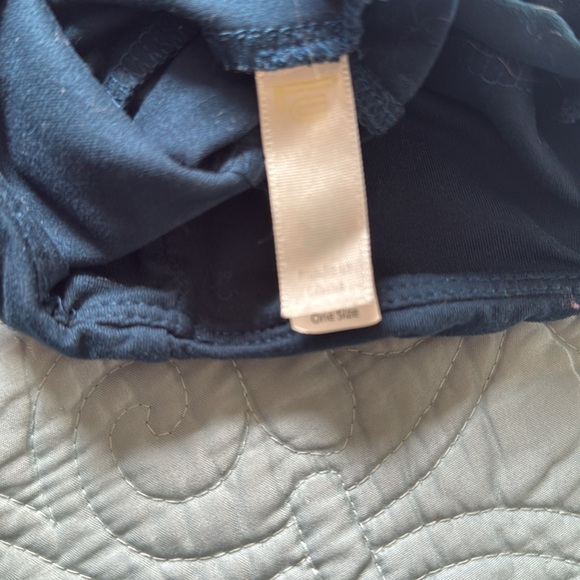 LuLaRoe leggings - Picture 2 of 2